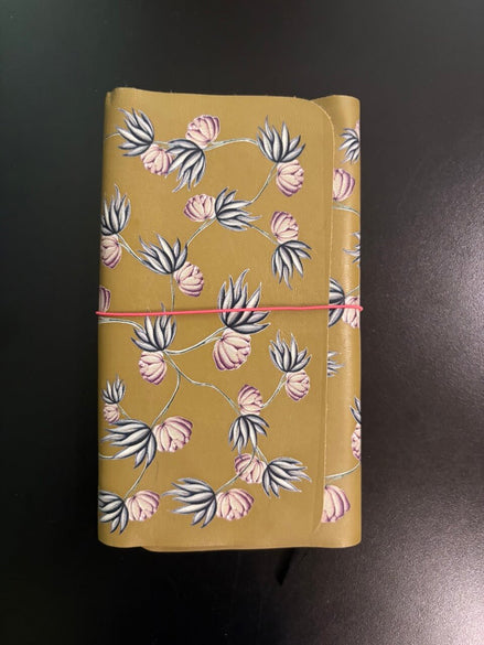 Mia Pocket "Desert Bloom" Copriagenda