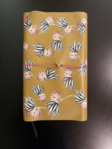 Mia Pocket "Desert Bloom" Copriagenda